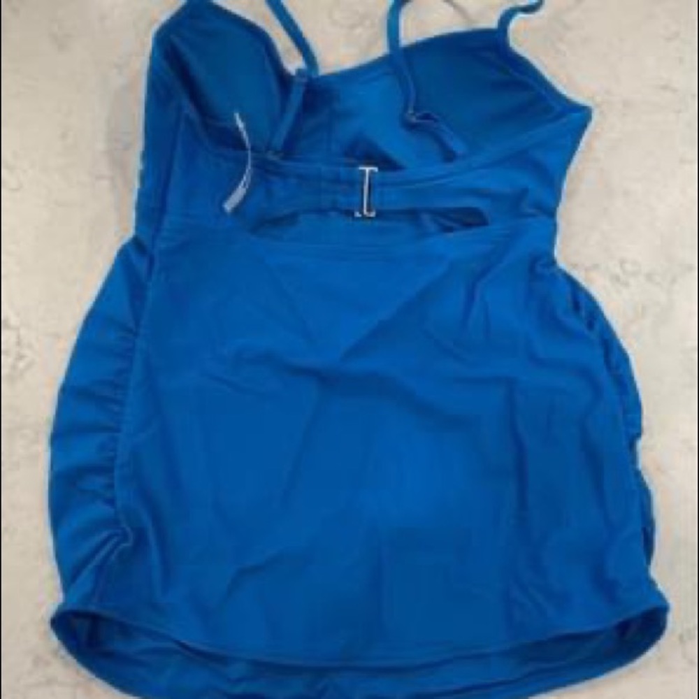 NWT Old Navy Maternity Swim Top